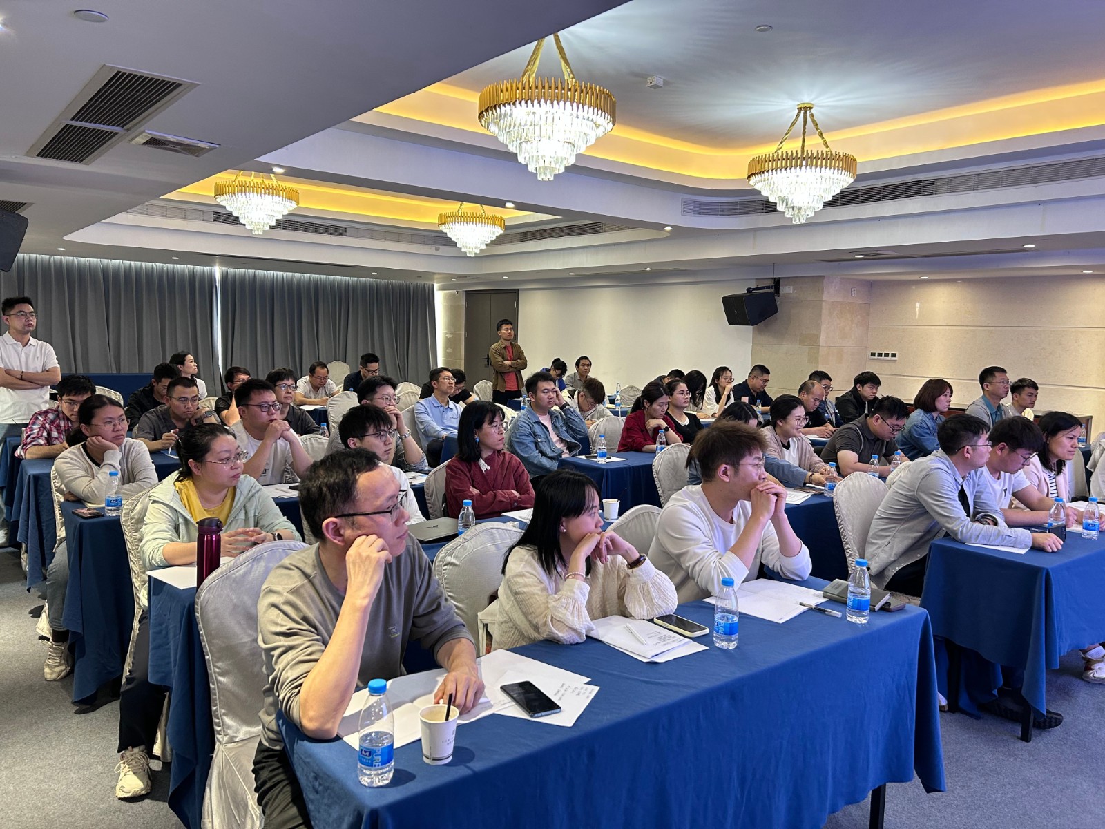 1743411506751941.jpg 1743411506751941.jpg